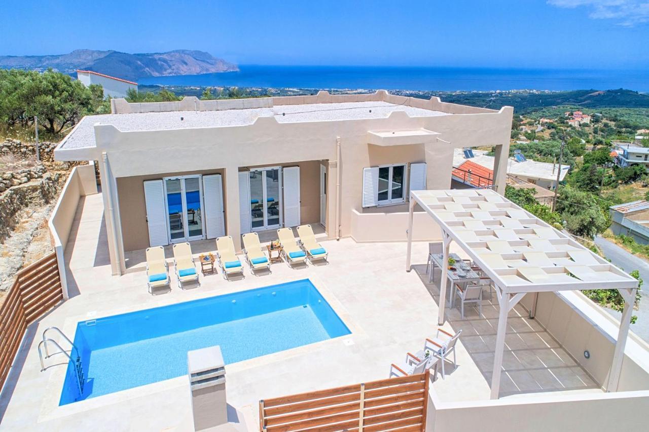 Villa Di Giorgio Heated Pool Kournás Exteriör bild